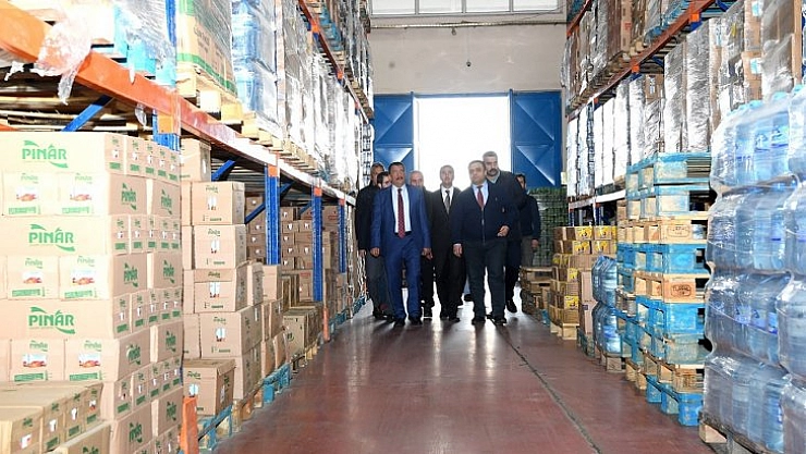 Gürkan Esenlik depolarını inceledi