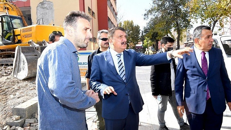 Gürkan yıkımı inceledi