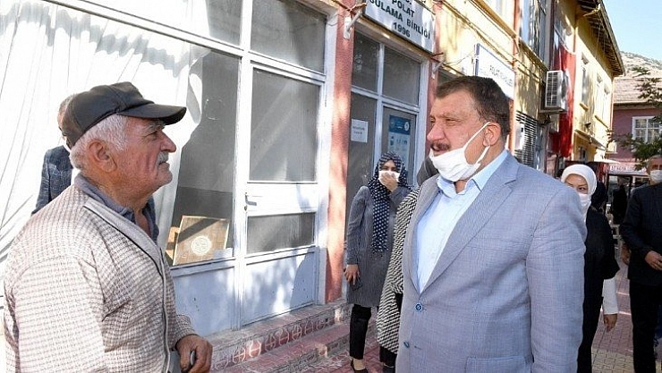 Gürkan vatandaşlarla bir araya geldi