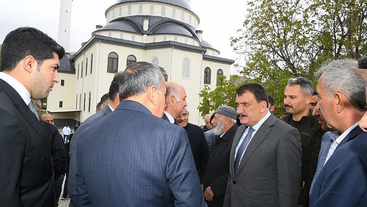 En güzel hizmetleri sunmakla mükellefiz