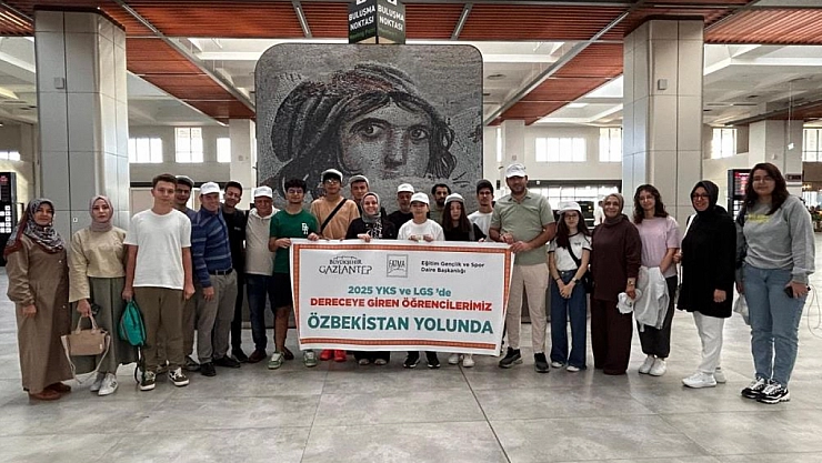 Başkan Şahin sözünü tuttu: Öğrenciler Buhara ve Semerkant yolcusu