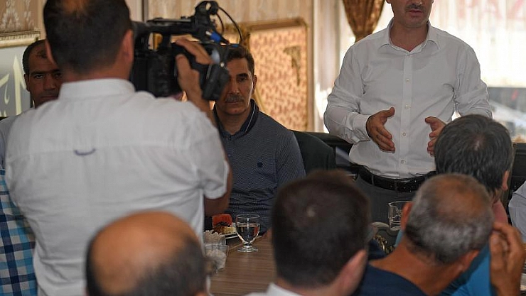 Başkan Çınar esnafla buluştu
