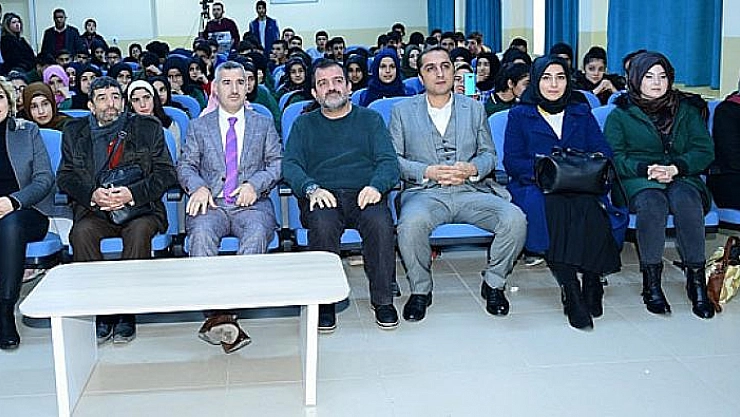 Çınar öğrencilerle buluştu