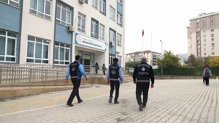 Battalgazi'de hizmet seferberliği: Eğitimden temizliğe eş zamanlı çalışmalar