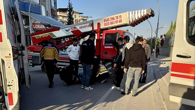 Battalgazi'de Vinç ile Motosiklet Çarpıştı: 1 Yaralı