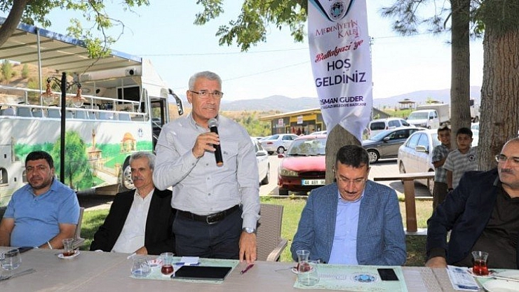 Hizmet gezileri sürüyor