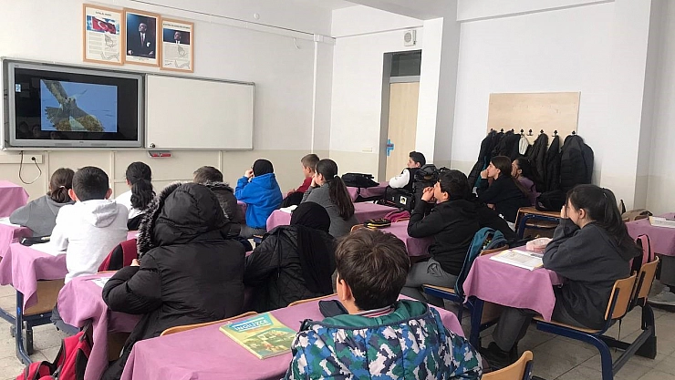 Bayburt'ta ortaokul öğrencilerine eğitim verildi