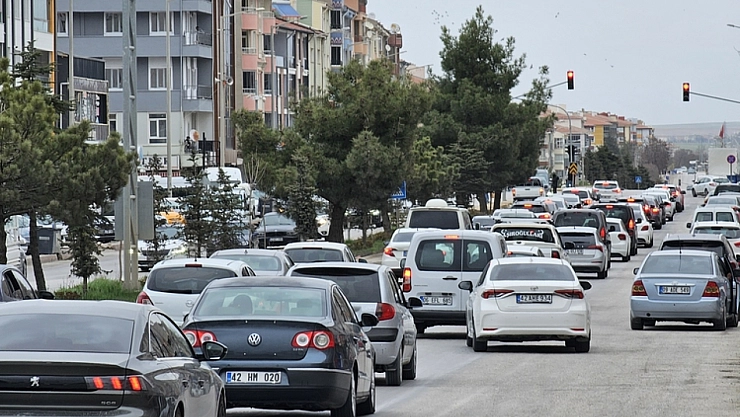 Bayram sona erdi: Trafik yoğunluğu artıyor
