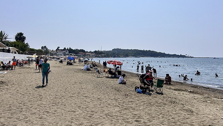 Bayram tatilini fırsata çevirenler Akdeniz'in incisi Arsuz'da