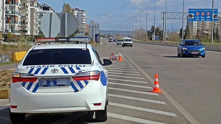 Bayram tatilinin ilk gününde 863 kaza: 10 can kaybı, bin 319 yaralı