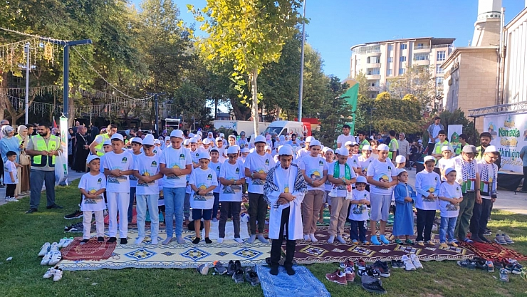 'Ben Namazsız Yaşayamam'