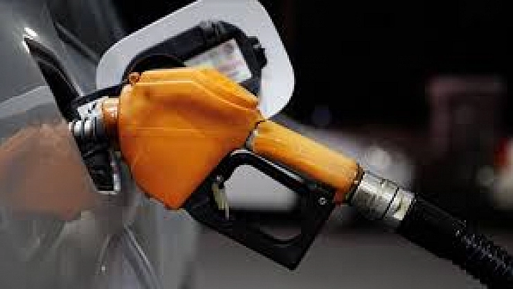 Benzinde yeni zam yolda! Peki ne kadar zam yapılacak?