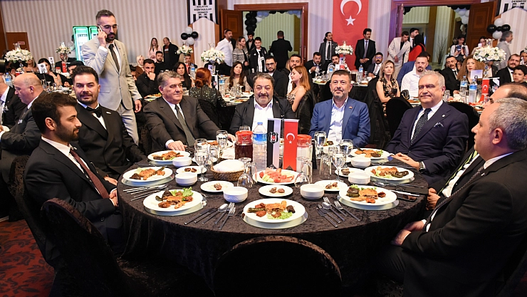 Beşiktaş'tan Malatya'da anlamlı gece: Yardımlar umut olacak