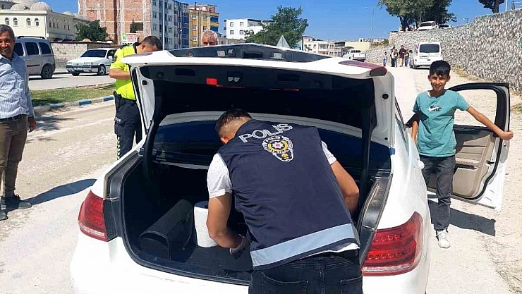 Besni'de şok asayiş uygulaması