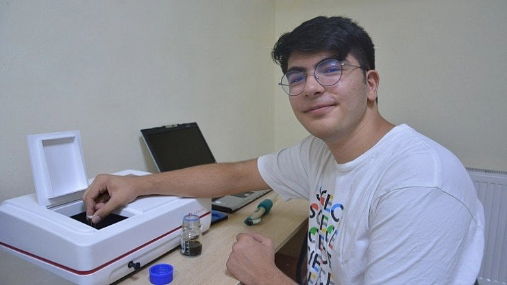 Bilim adamı olmak istiyor