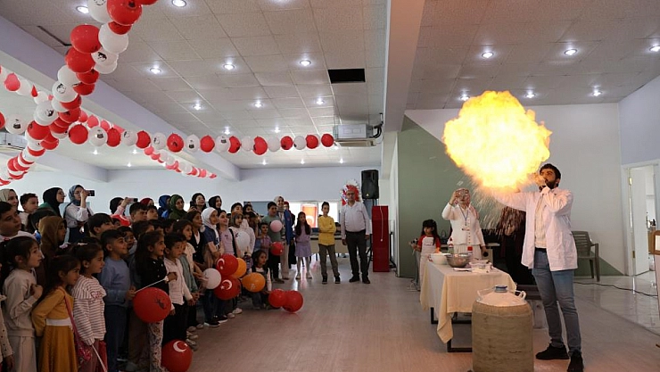 Bilim Merkezi'nde 23 Nisan coşkusu