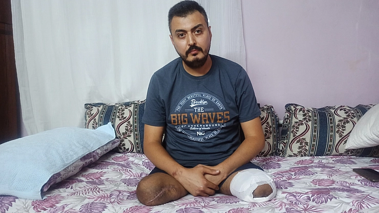 'Bina sallanmadan çöktü'