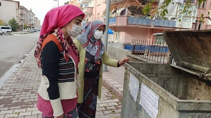 Bir anlık dalgınlıkla 3 bileziği çöpe attı