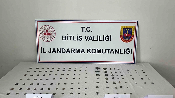 131 parça tarihi eser ele geçirildi!