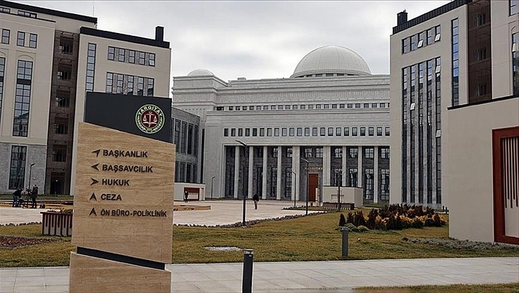 Boş kağıda imza attı! Tahliye edildi