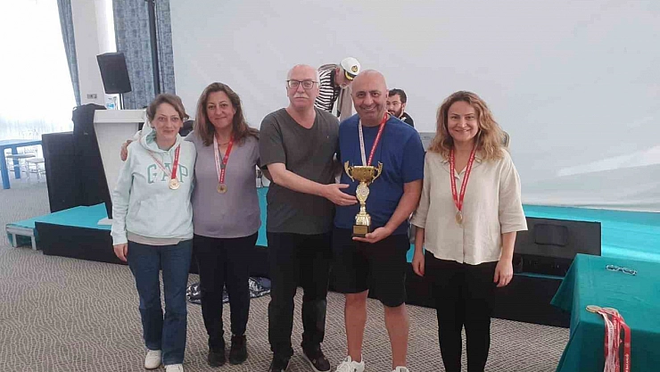 Briç kulüpler elemesi Ayvalık'ta yapıldı