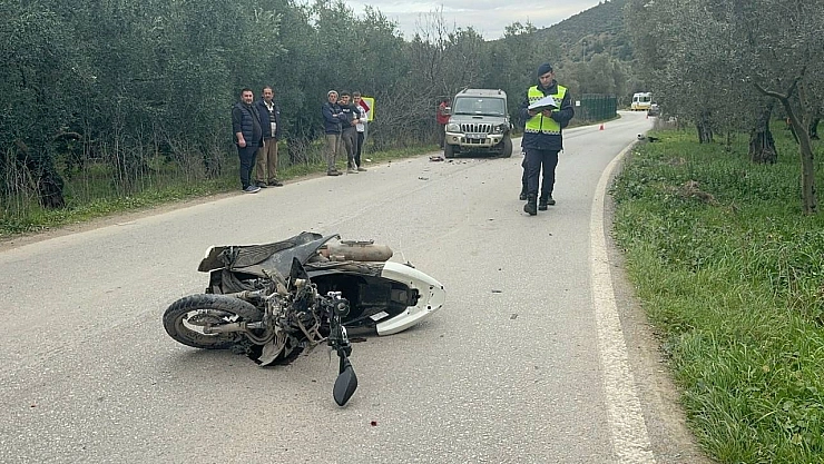 Bursa'da motosiklet cipe çarptı