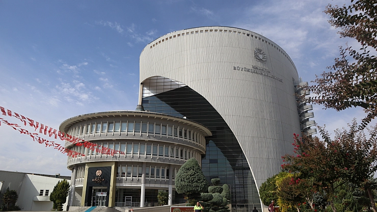 Büyükşehir'den İlçelere Yardım Eli: 2'şer Adet Hibe Edilecek