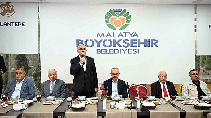 Büyükşehir'e göre Vali değişmiş...!