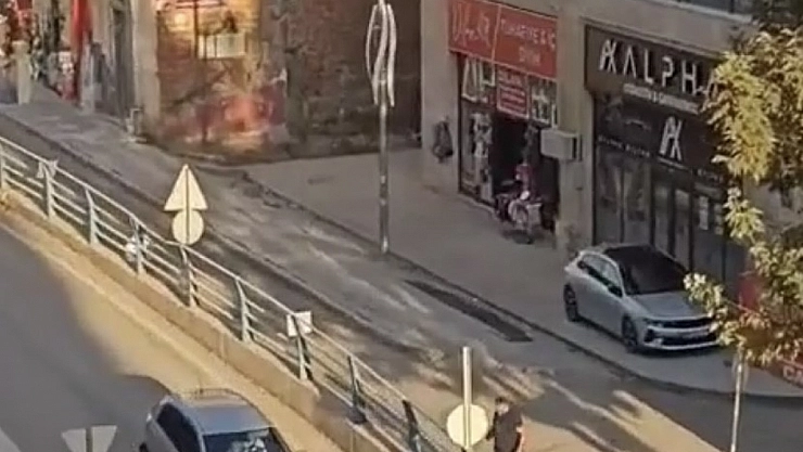 Cadde ortasında silahlı kavga