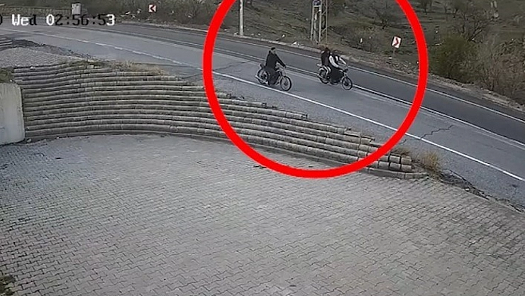 Cami hırsızları yakalandı