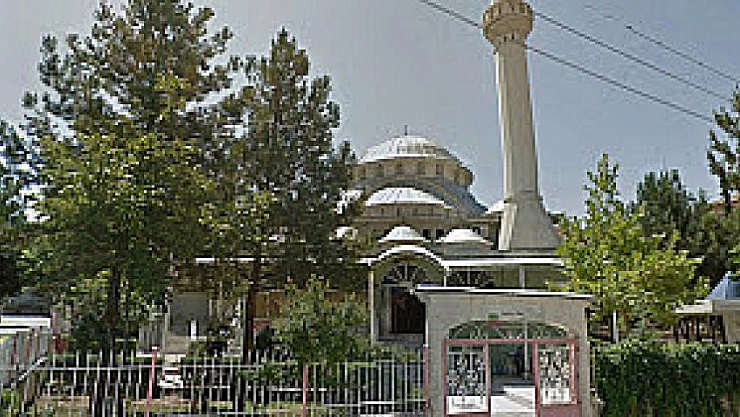 Caminin elektriğini kestiler