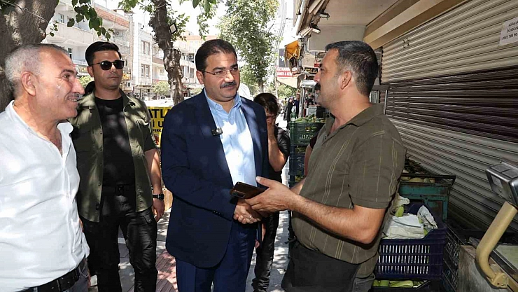 Canpolat, Devteyşti Mahallesi'nde vatandaşla buluştu