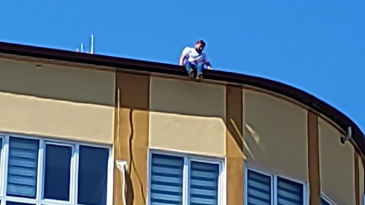 İntihardan Vazgeçirildi