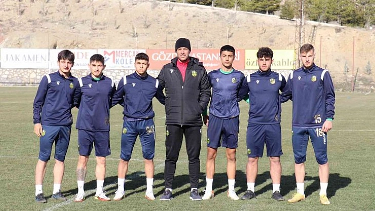 Başımız dik mücadele edeceğiz