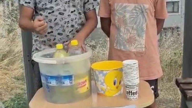 Çocuklardan örnek davranış