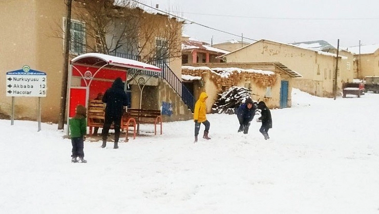 İlk kar düştü