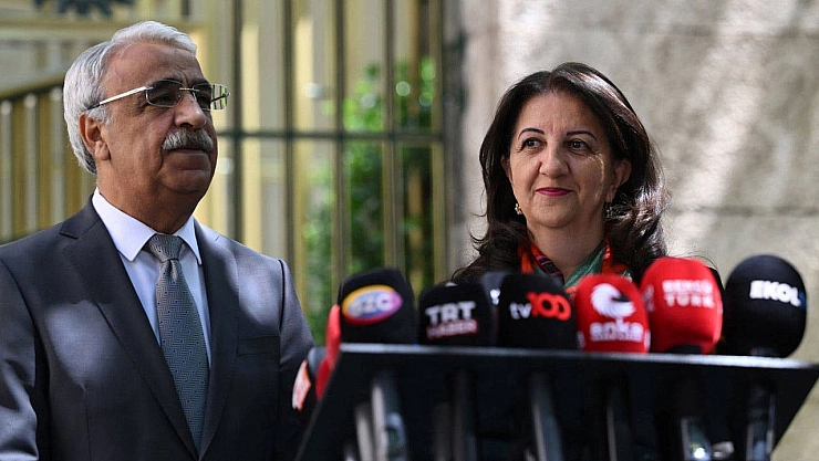 DEM Parti İmralı Heyeti, terör örgütü elebaşı Öcalan'la görüştü