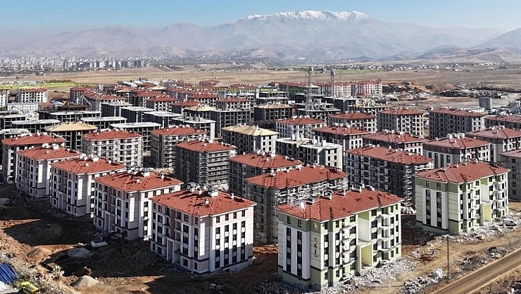Deprem konutları seçim malzemesi mi oluyor?