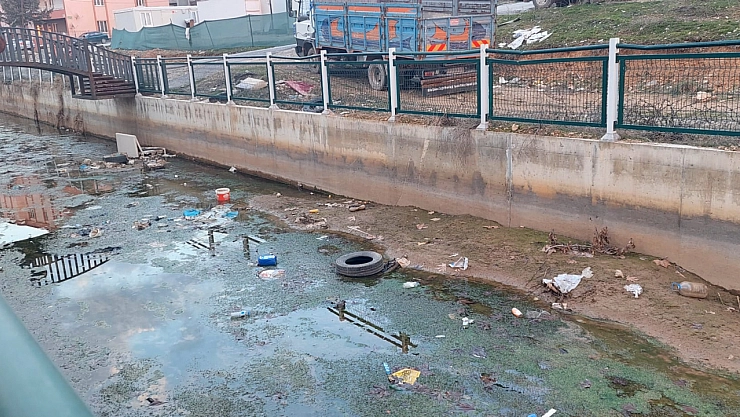 Böyle kirlilik görülmedi! Vatandaşlar tedirgin!