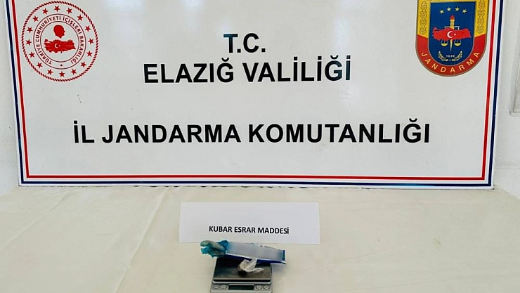 Diş macunu tüpünden esrar çıktı