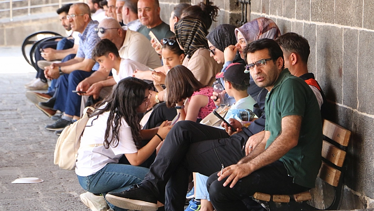 Diyarbakır'da sıcaklar kavurmaya başladı