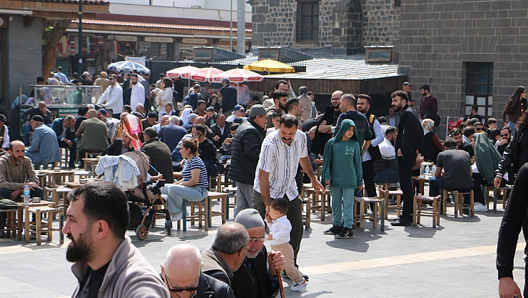 Diyarbakır esnafı bayram tatilinde yüzleri güldü