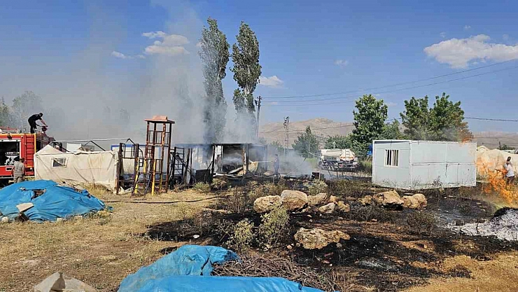 Doğanşehir'de konteyner yangını paniğe neden oldu