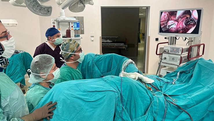 Dr. Şanlı: 'V-NOTES tekniğini hastalarımıza başarıyla uygulamaktayız'