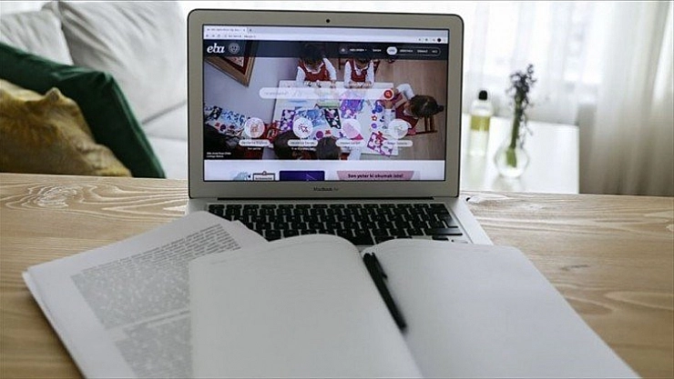 EBA şifresi velinin cebine gönderilecek