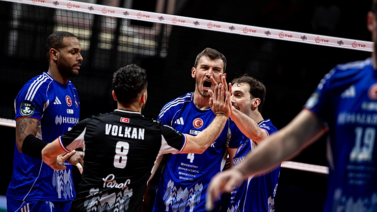 Efeler Ligi: Halkbank: 2 - Gaziantep Gençlik Spor: 3