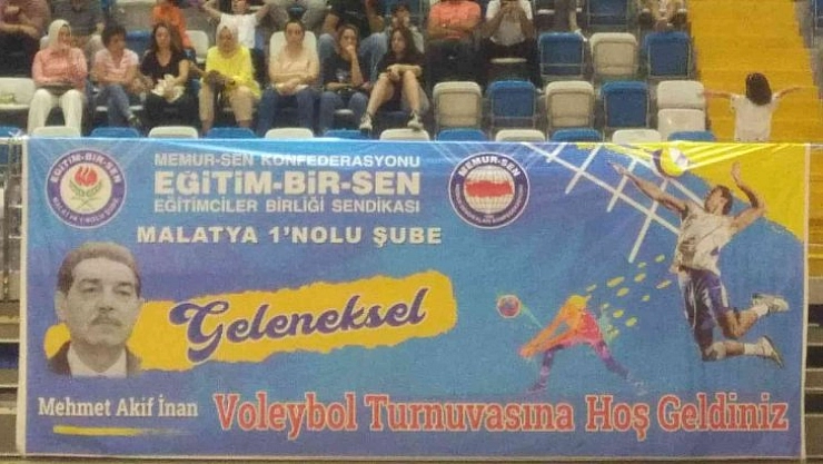 Topa şampiyonluk için vurdu