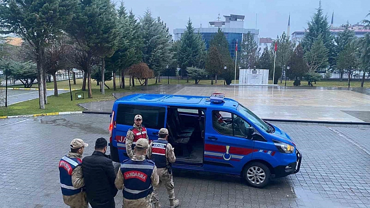 Elazığ'da jandarmadan kaçamadılar