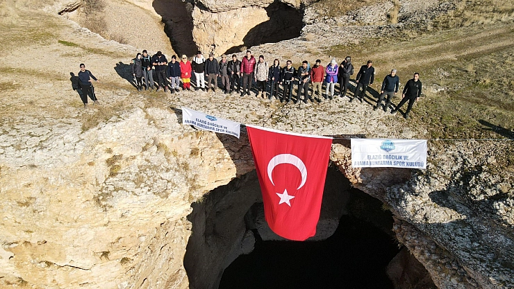 Elazığlı dağcılar, kanyonların güzelliklerini keşfetti