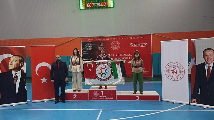 Elazığlı kemankeşlerden Erzurum'da büyük başarı